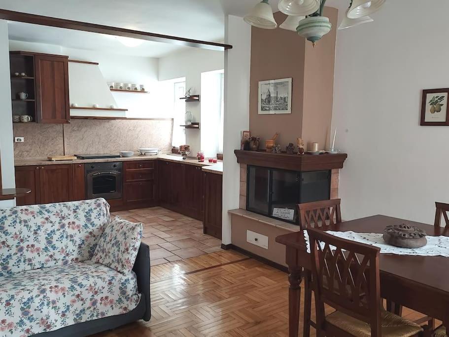 Tiziana House Apartment